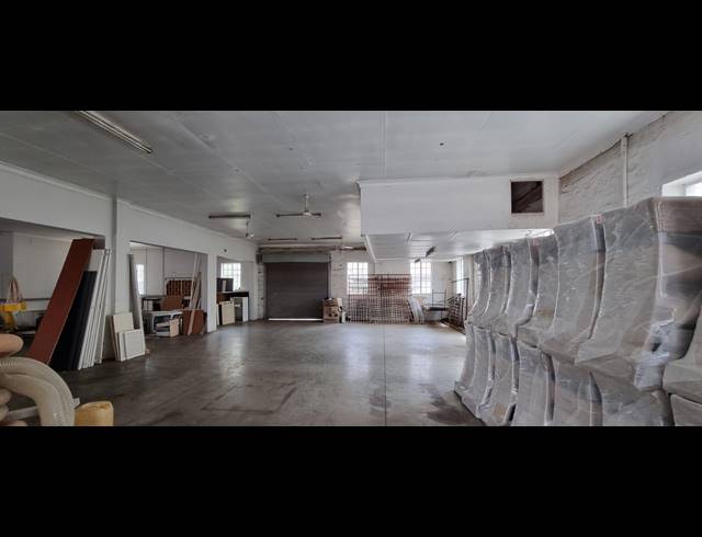 2,240M² WAREHOUSE FOR SALE IN VILLAGE MAIN